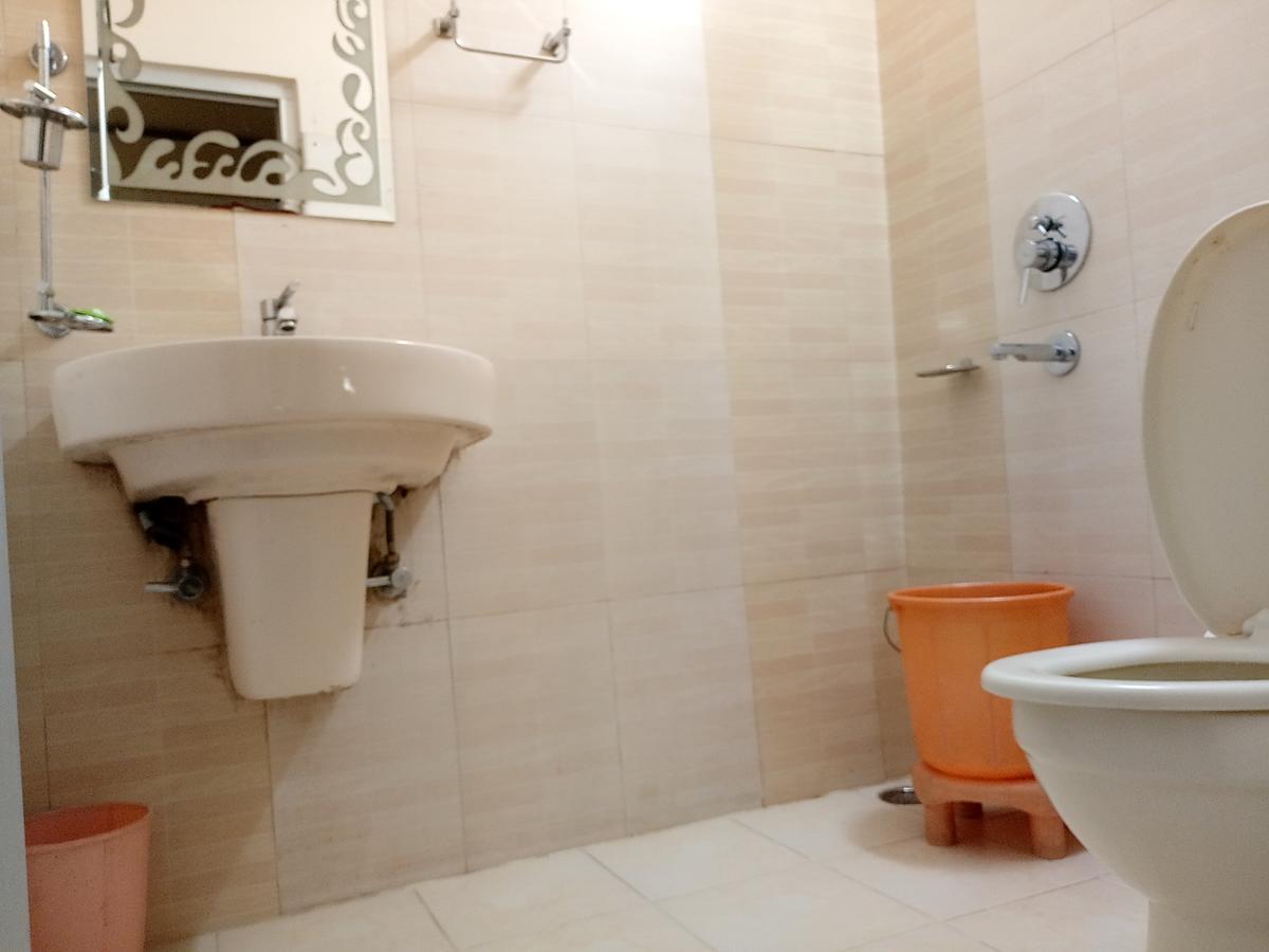דלהאוזי Hotel Wildrose מראה חיצוני תמונה